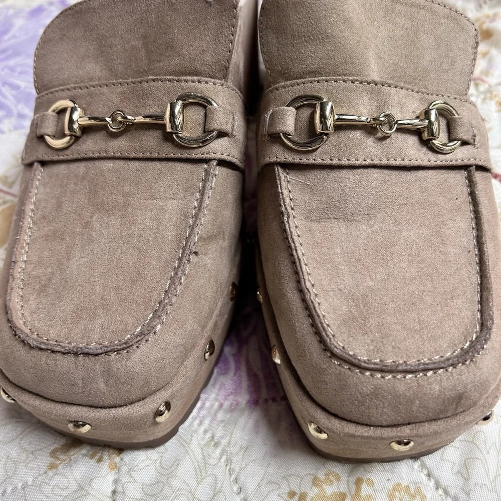 Madden Girl Brown Chunky Heels Size 8